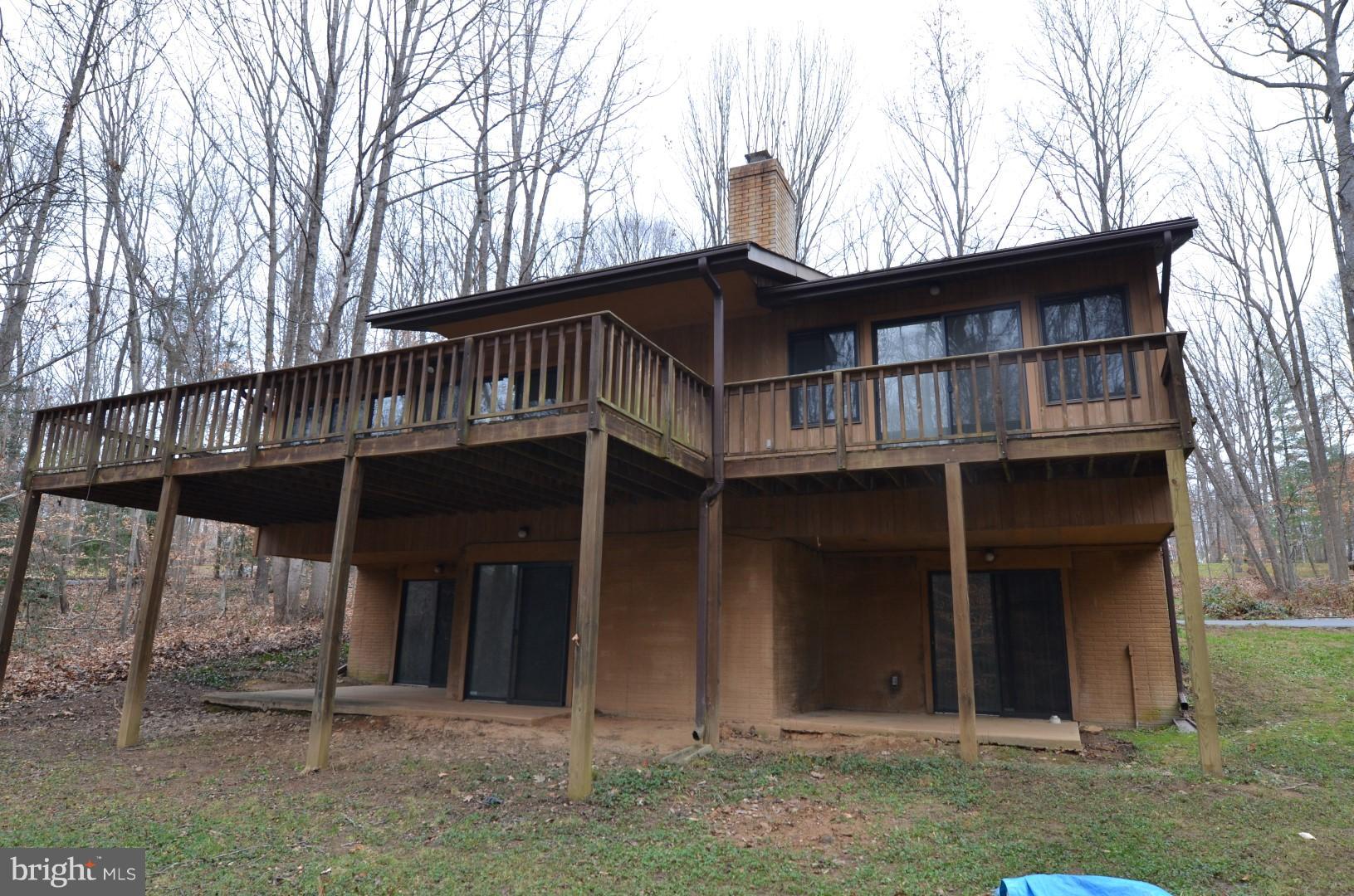 12382 Hunters Grove Road Manassas, VA 20112 - Photo 3 of 20 Exterior (Rear)
