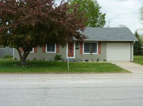 1405 Wabash Avenue Rochester, IN 46975 - Photo 3 of 18