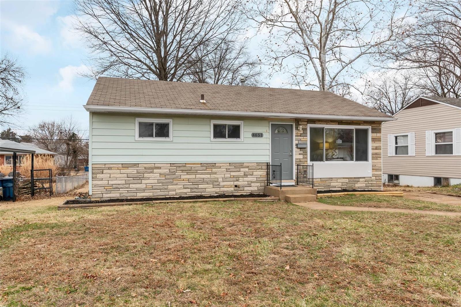 4651 Heege Road St. Louis, MO 63123 - Photo 1 of 17 Gallery Image 1