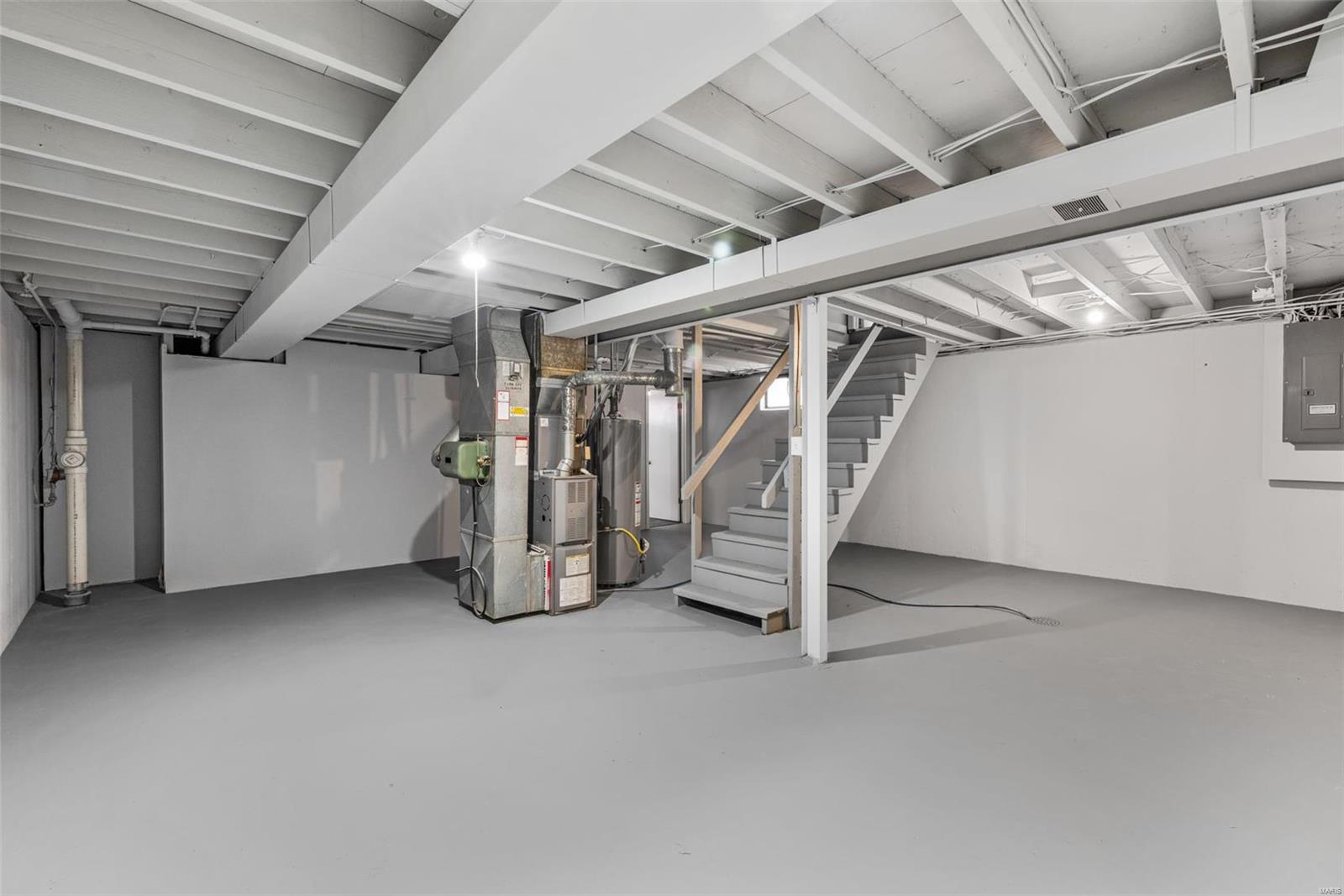 4651 Heege Road St. Louis, MO 63123 - Photo 14 of 17 Gallery Image 14