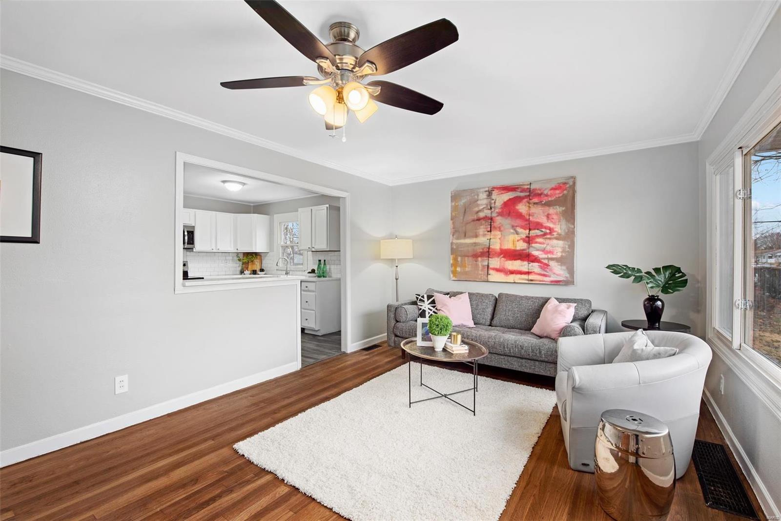 4651 Heege Road St. Louis, MO 63123 - Photo 4 of 17 Gallery Image 4