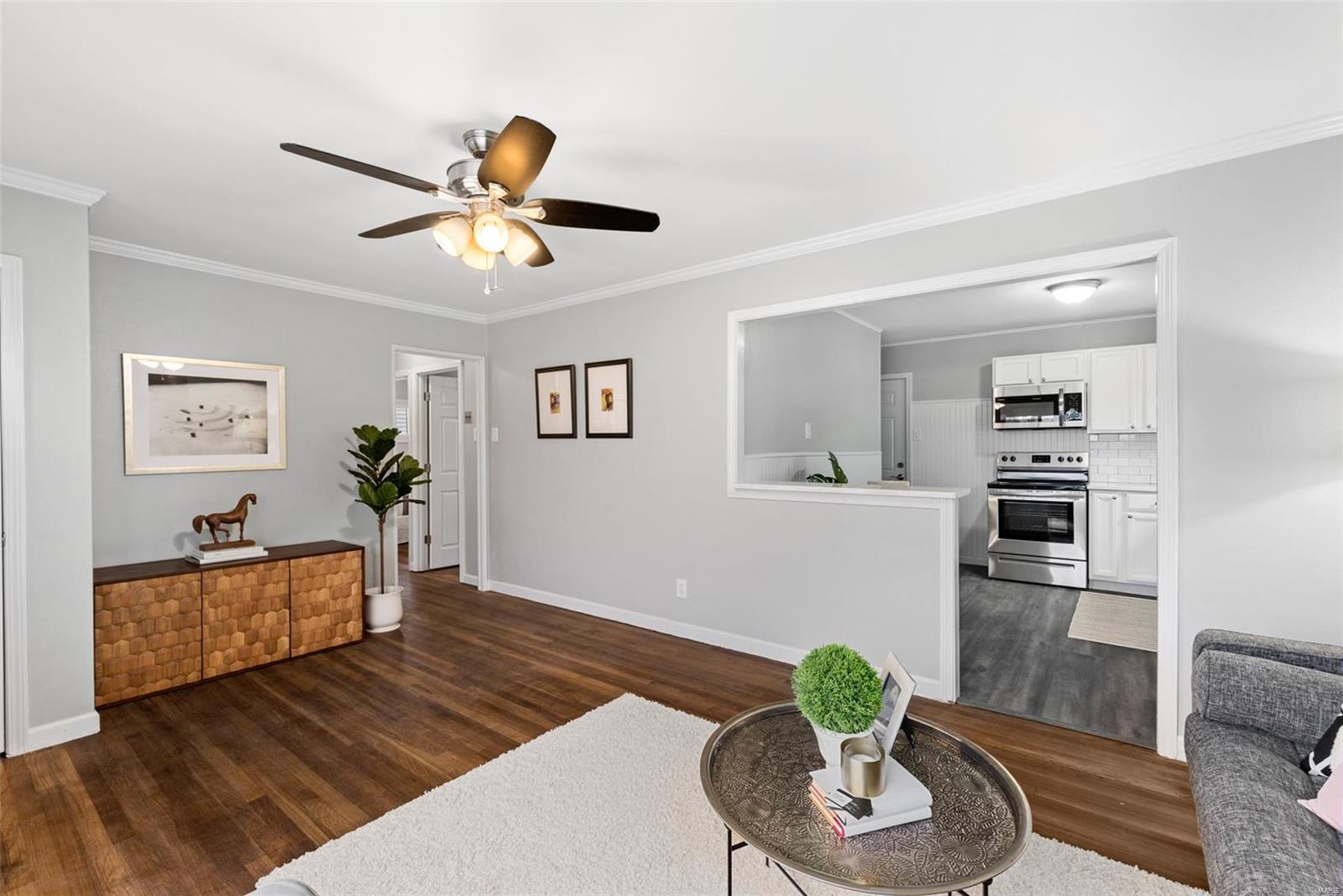 4651 Heege Road St. Louis, MO 63123 - Photo 5 of 17 Gallery Image 5
