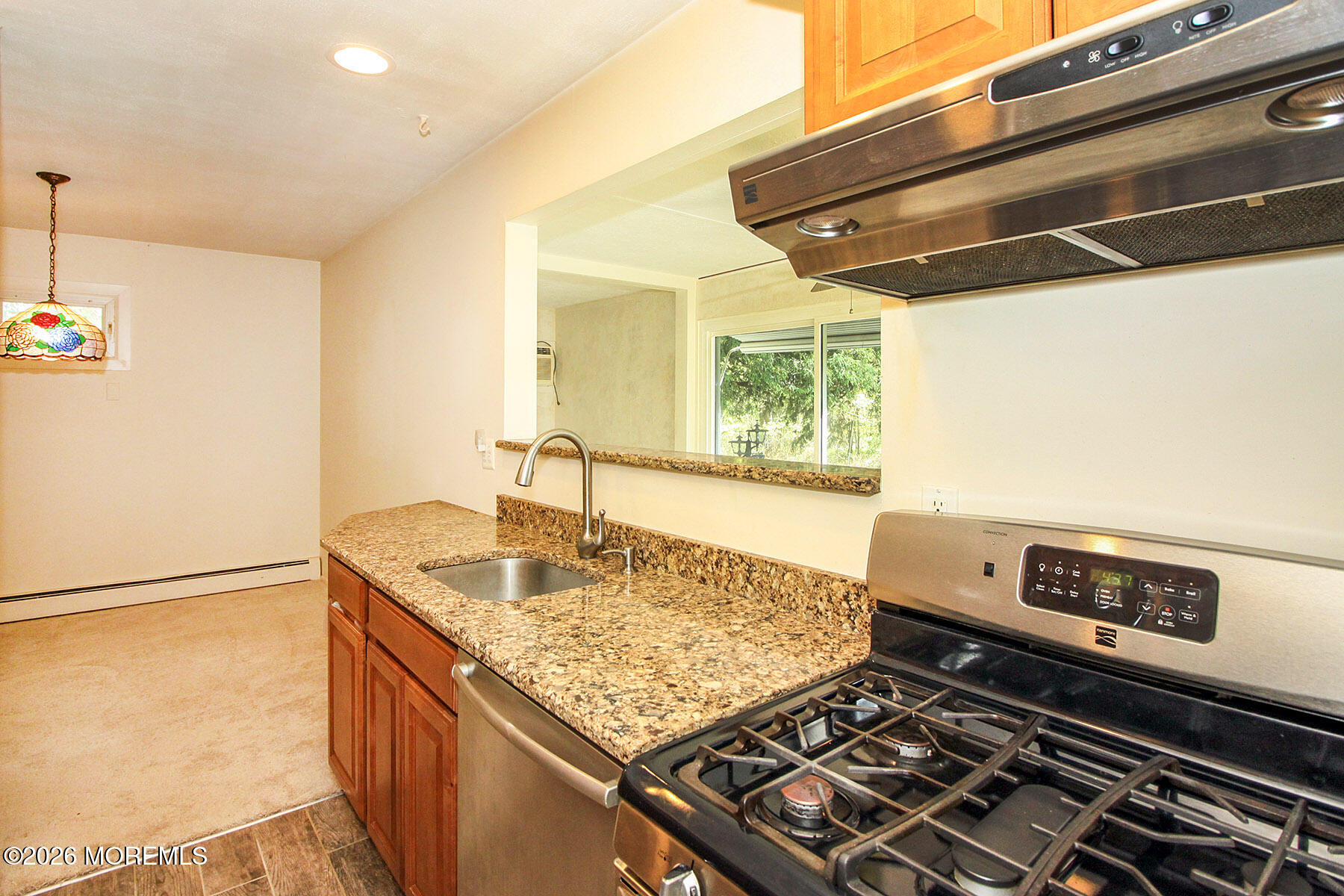 29 East Road, Unit D Jackson, NJ 08527 - Photo 3 of 23 Kitchen