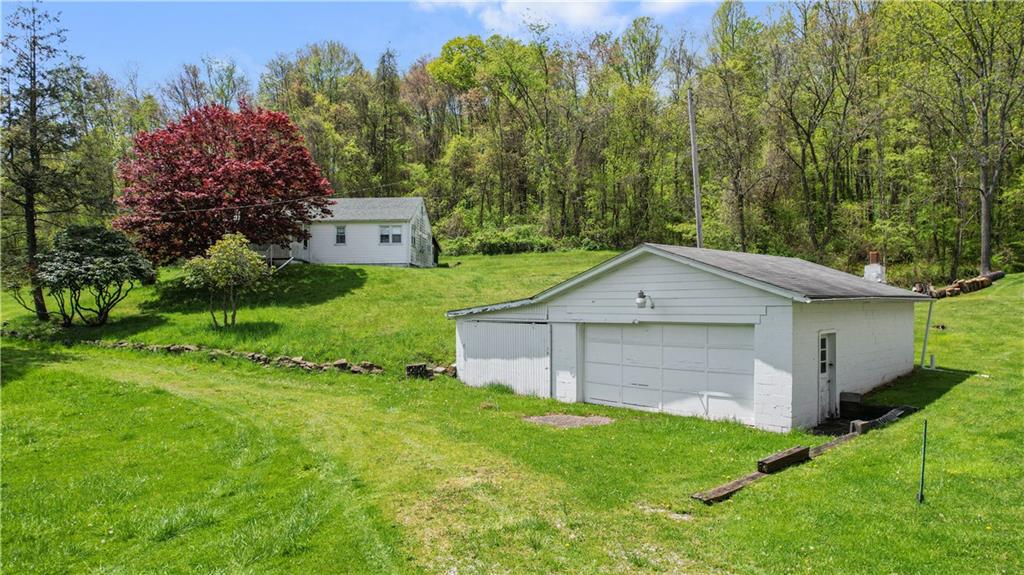 636 Middletown Road New Stanton, PA 15672 - Photo 4 of 38 Gallery Image 4
