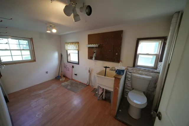 $99,900 | 4 Bowdoin Street, Houlton, ME 04730