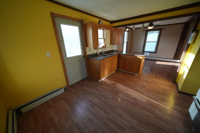 $99,900 | 4 Bowdoin Street, Houlton, ME 04730