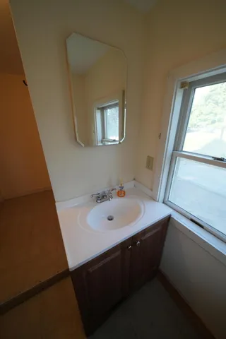 $99,900 | 4 Bowdoin Street, Houlton, ME 04730