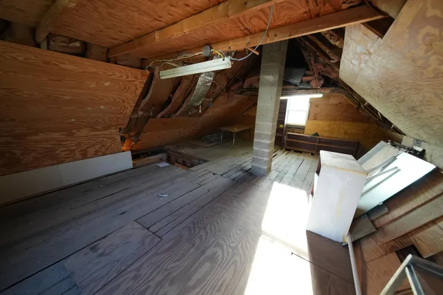 $99,900 | 4 Bowdoin Street, Houlton, ME 04730