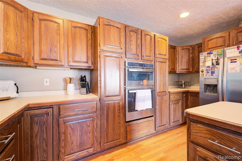 6577 Ridgeview Drive Clarkston, MI 48346 - Photo 14 of 44