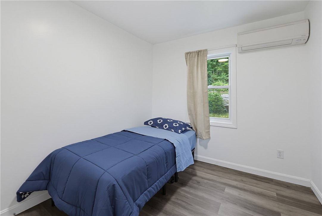 1703 Crandall Road Tiverton, RI 02878 - Photo 11 of 19