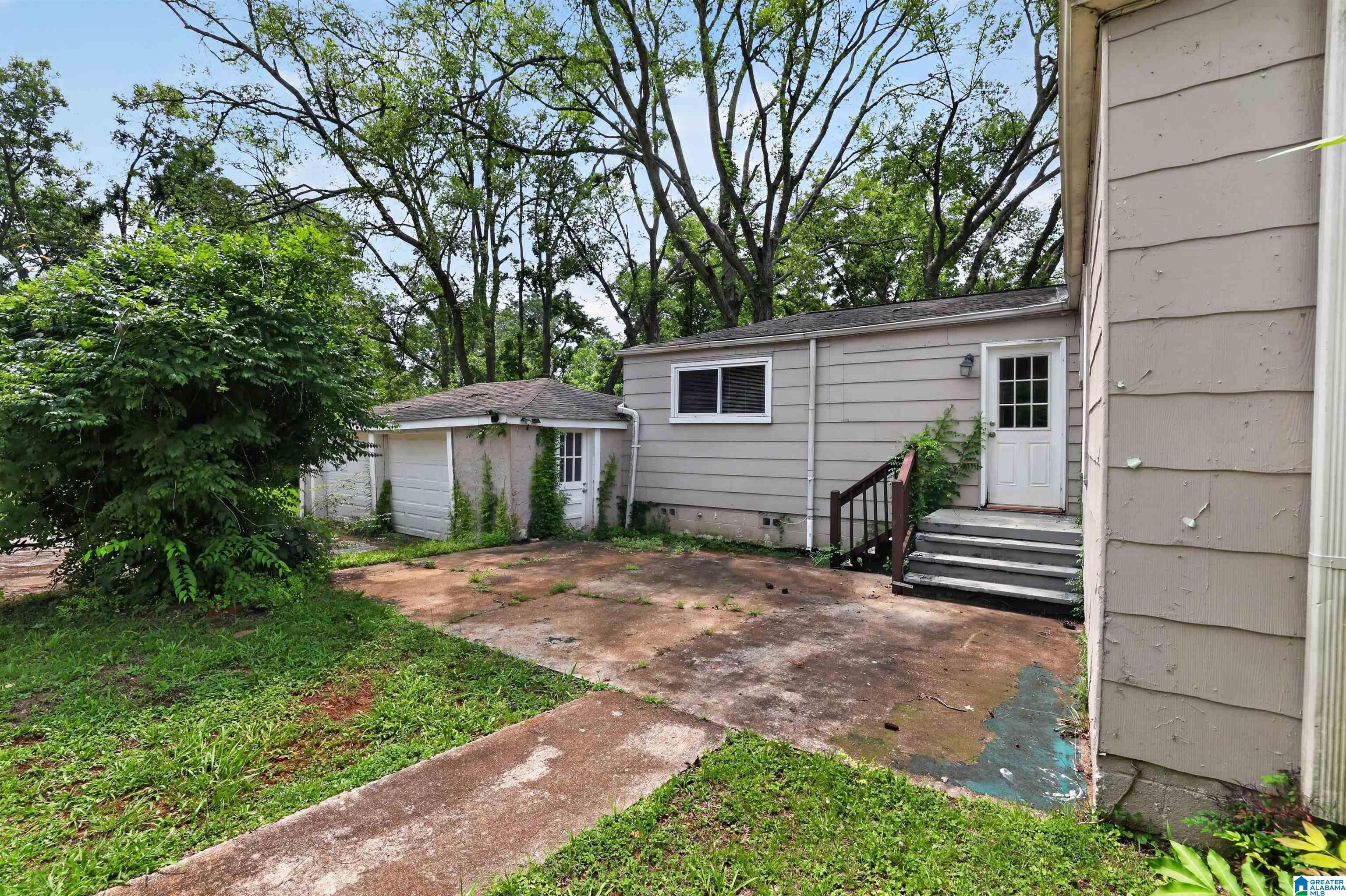 1325 17th Way Southwest Birmingham, AL 35211 - Photo 17 of 18