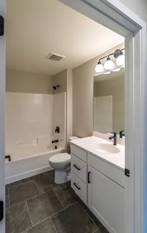 $348,400 | 2506 15th Street Southeast, Rochester, MN 55904