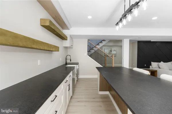 $1,500,000 | 906 South Collegeville Road, Phoenixville, PA 19460