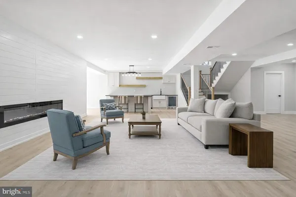$1,500,000 | 906 South Collegeville Road, Phoenixville, PA 19460