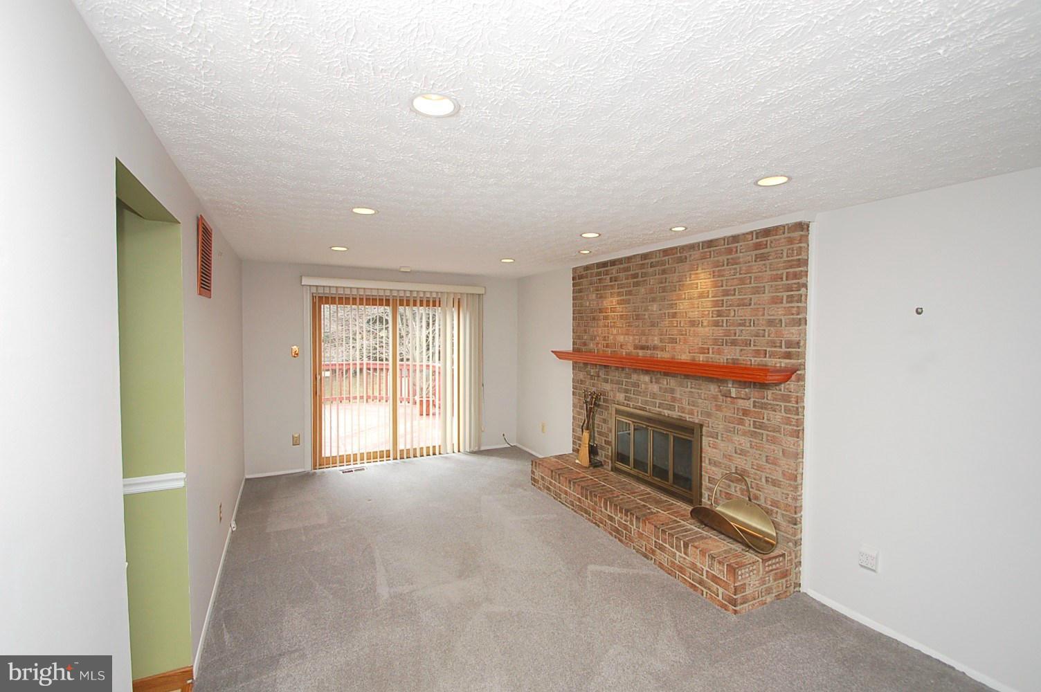 8761 Cold Plain Court Springfield, VA 22153 - Photo 13 of 29 Family Room