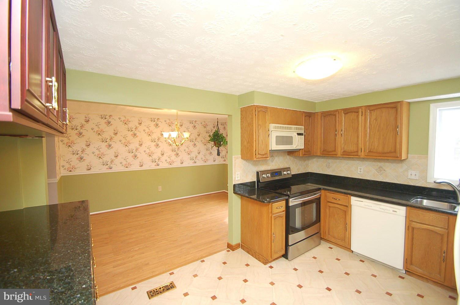 8761 Cold Plain Court Springfield, VA 22153 - Photo 9 of 29 Kitchen