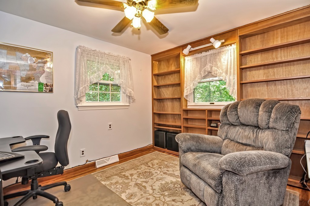 12 Joanne Road Burlington, MA 01803 - Photo 19 of 30 Gallery Image 19