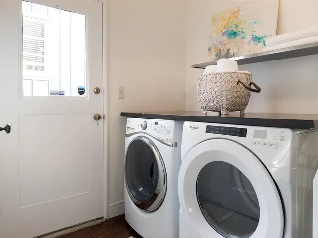 $995,000 | 5807 Colton Boulevard, Oakland, CA 94611