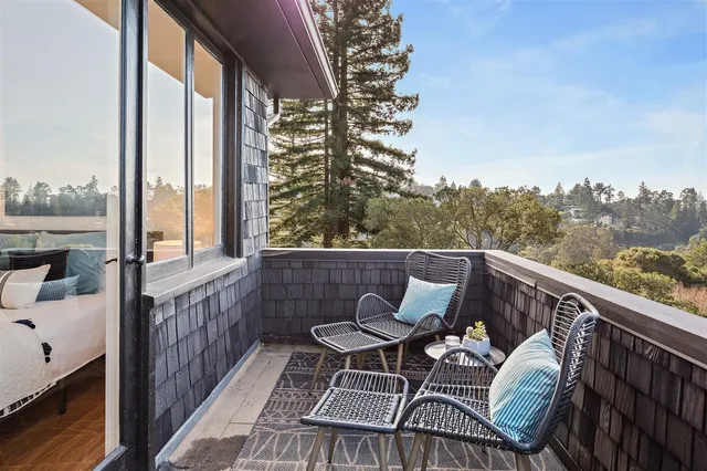 $995,000 | 5807 Colton Boulevard, Oakland, CA 94611