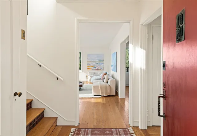 $995,000 | 5807 Colton Boulevard, Oakland, CA 94611