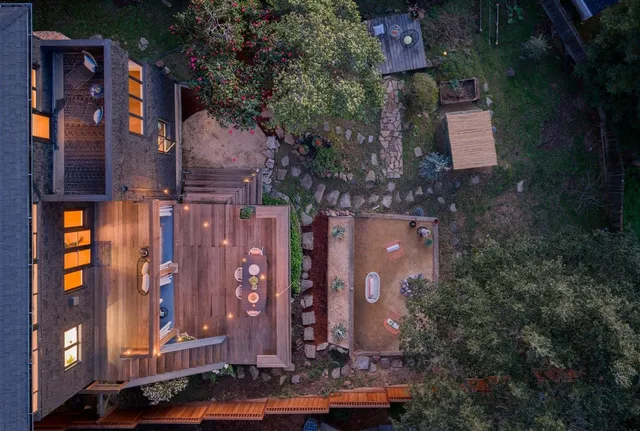 $995,000 | 5807 Colton Boulevard, Oakland, CA 94611