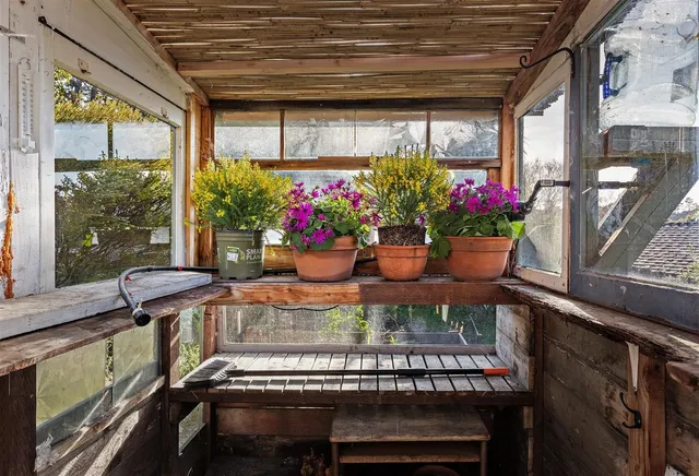 $995,000 | 5807 Colton Boulevard, Oakland, CA 94611