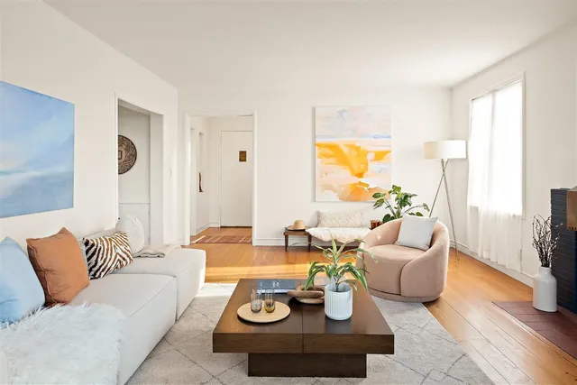 $995,000 | 5807 Colton Boulevard, Oakland, CA 94611