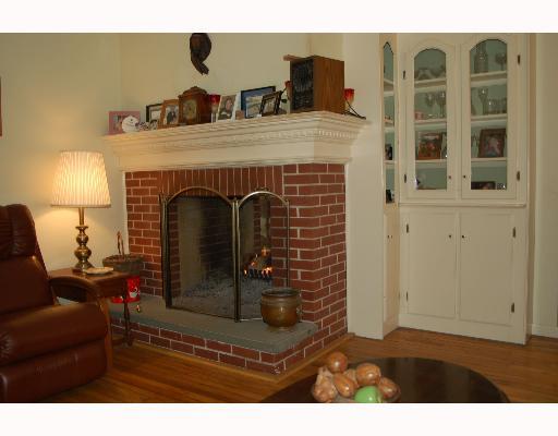 610 S Road East Greenwich, RI 02818 - Photo 8 of 8 Den/Family/Great Room.