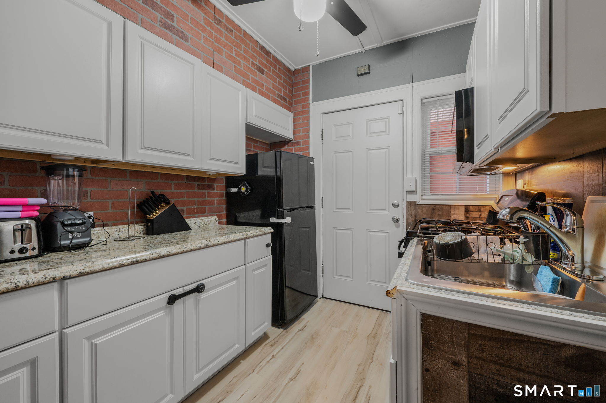 232 Franklin Street Norwich, CT 06360 - Photo 11 of 40