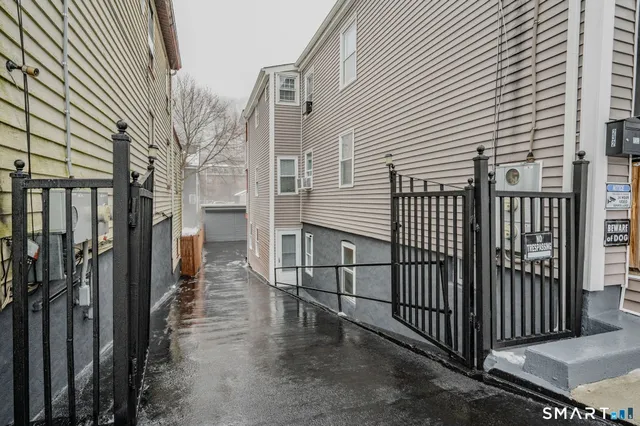 $375,000 | 232 Franklin Street, Norwich, CT 06360