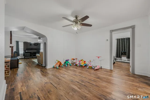 $375,000 | 232 Franklin Street, Norwich, CT 06360