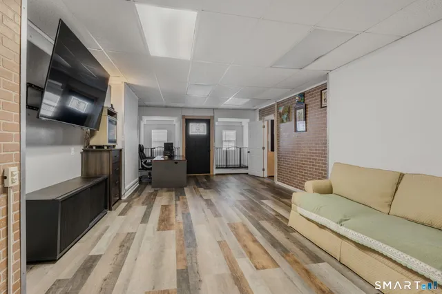 $375,000 | 232 Franklin Street, Norwich, CT 06360