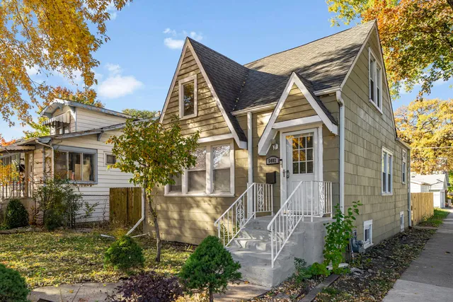 $285,000 | 5402 South 73rd Avenue, Summit, IL 60501