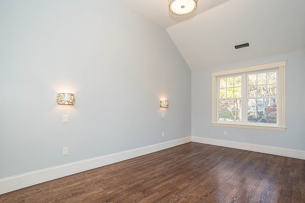17 Everell Road Winchester, MA 01890 - Photo 14 of 23 Gallery Image 14