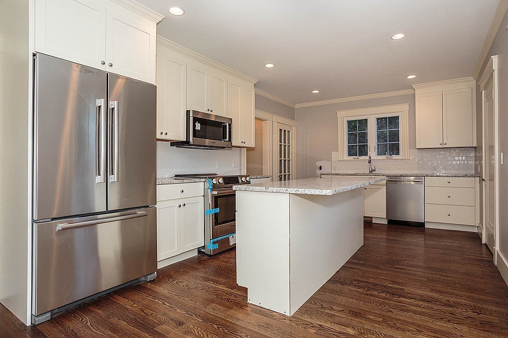 17 Everell Road Winchester, MA 01890 - Photo 3 of 23 Gallery Image 3