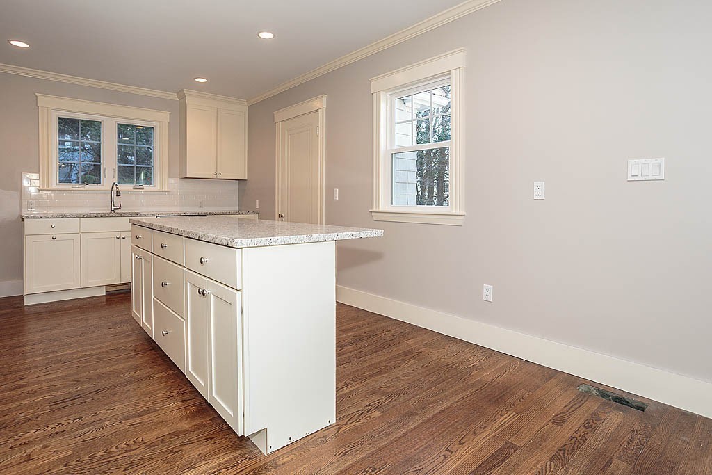 17 Everell Road Winchester, MA 01890 - Photo 5 of 23 Gallery Image 5