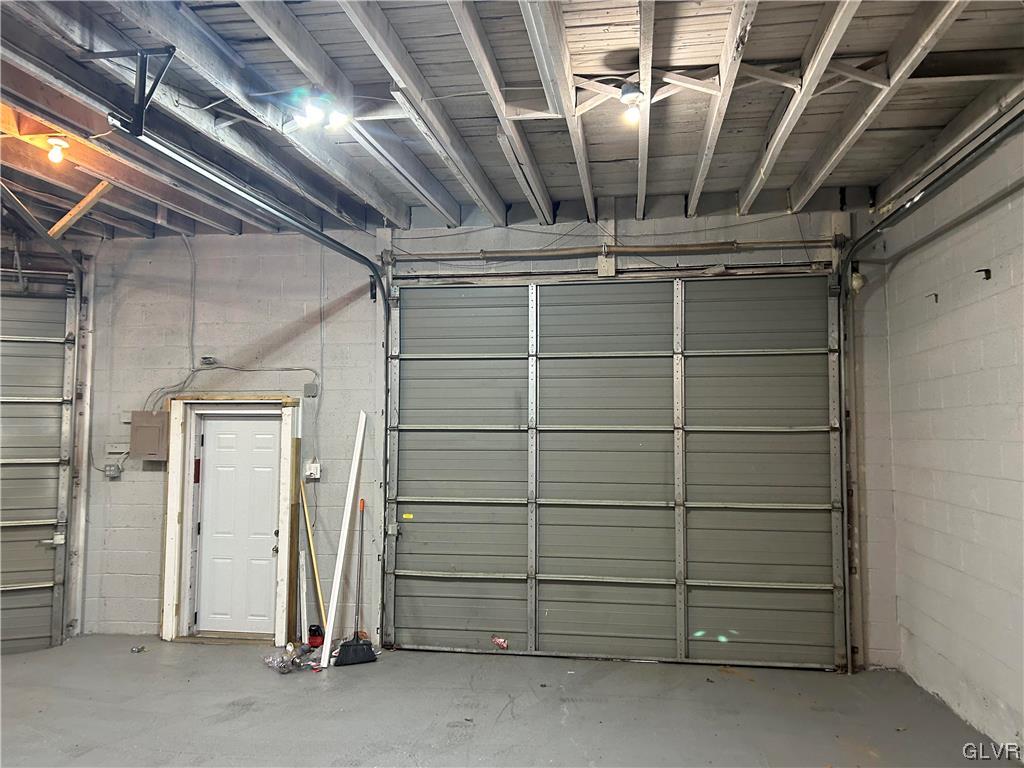 945 Monroe Street Allentown, PA 18102 - Photo 6 of 8