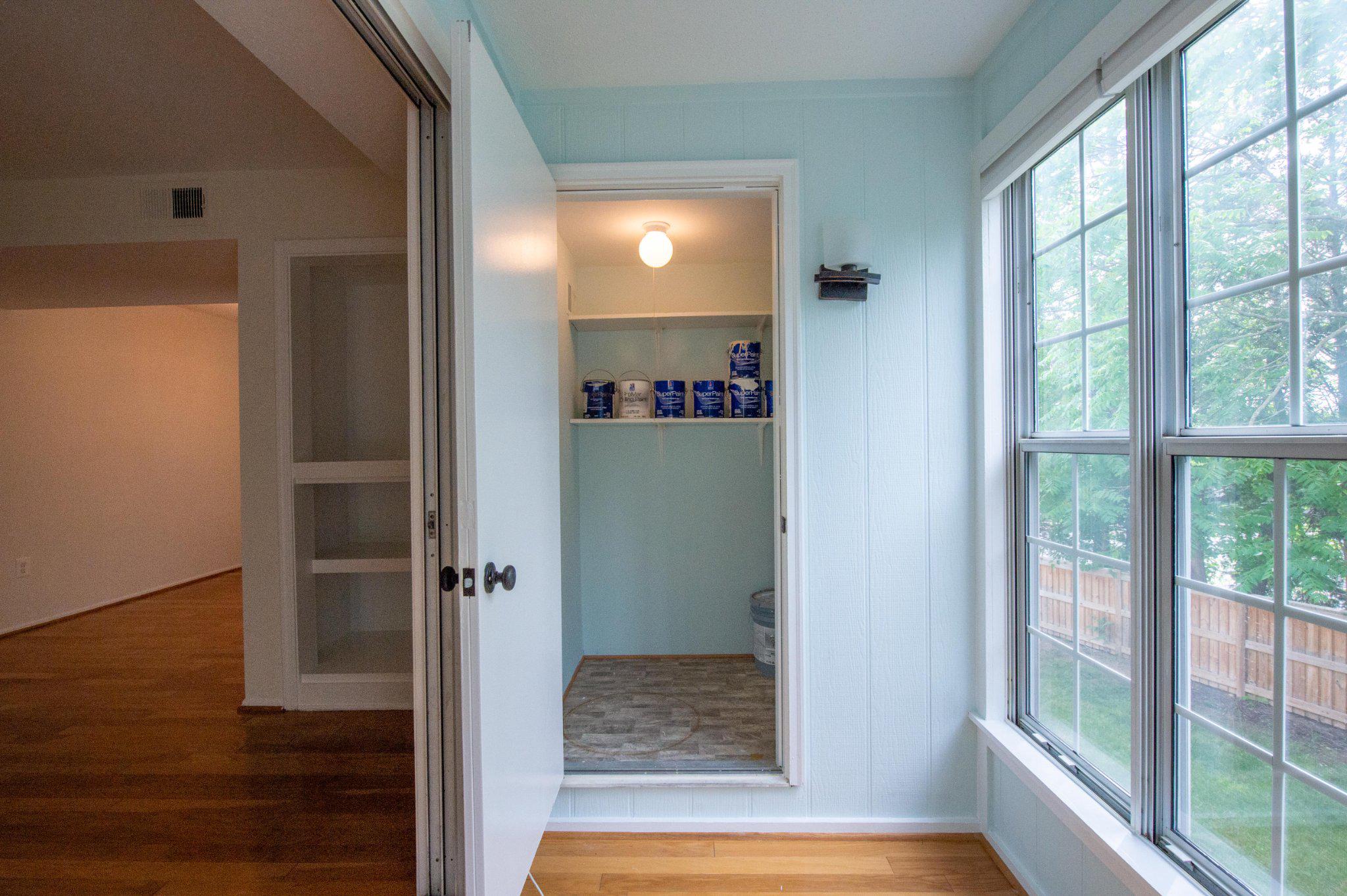 120 Fort Evans Road Southeast, Unit C Leesburg, VA 20175 - Photo 12 of 23 Sunroom storage