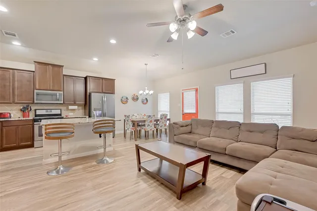 $2,350 | 19823 Rojo Rock Lane, Cypress, TX 77433