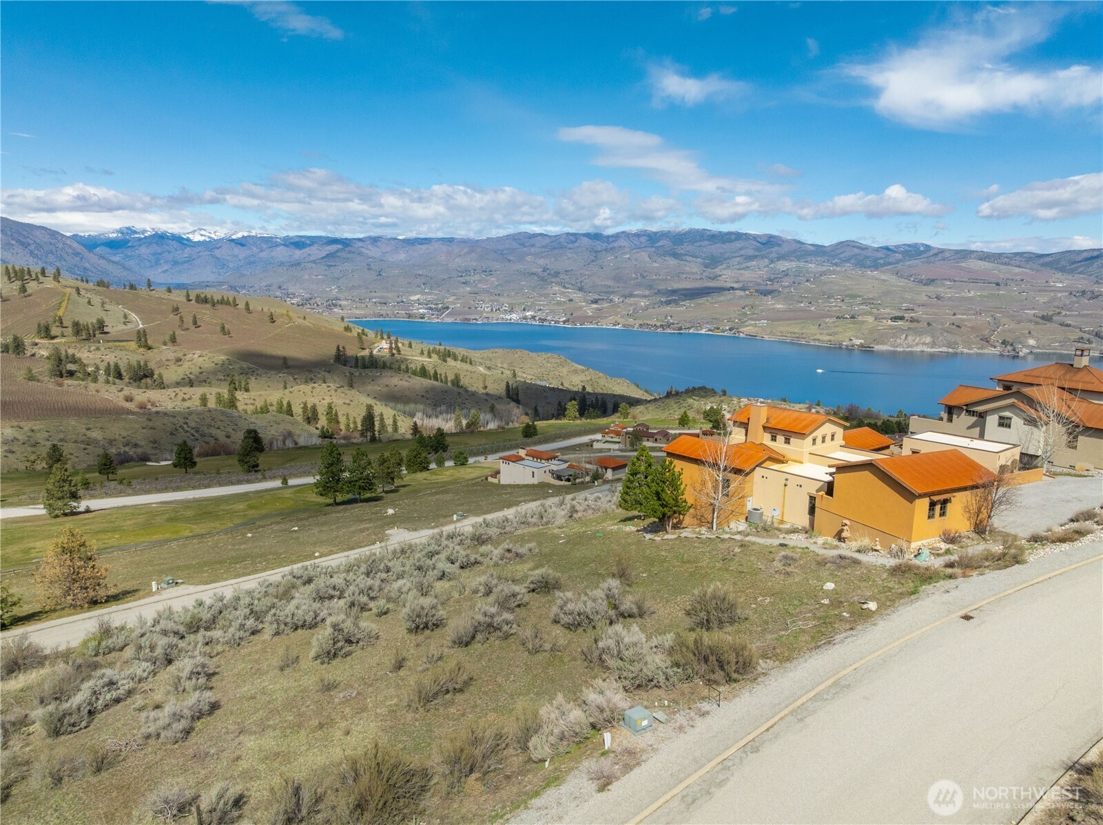 57 Sabio Way Chelan, WA 98816 - Photo 8 of 11