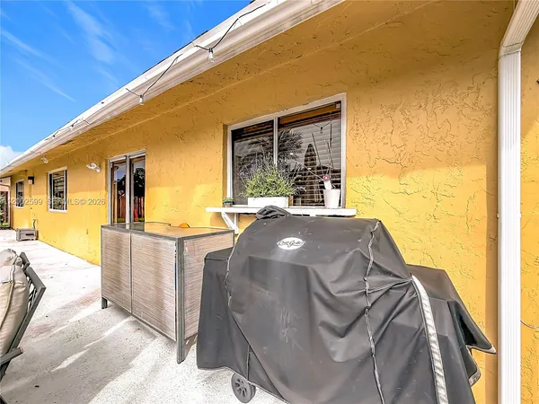 $4,200 | 8060 Northwest 51st Court, Unit 8060, Lauderhill, FL 33351