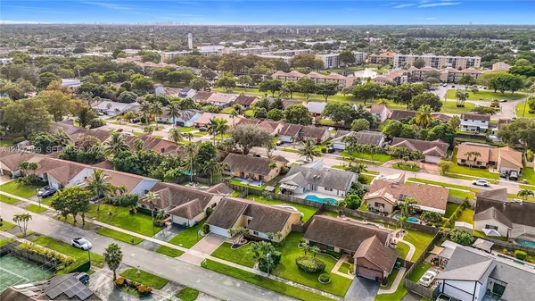 $4,200 | 8060 Northwest 51st Court, Unit 8060, Lauderhill, FL 33351