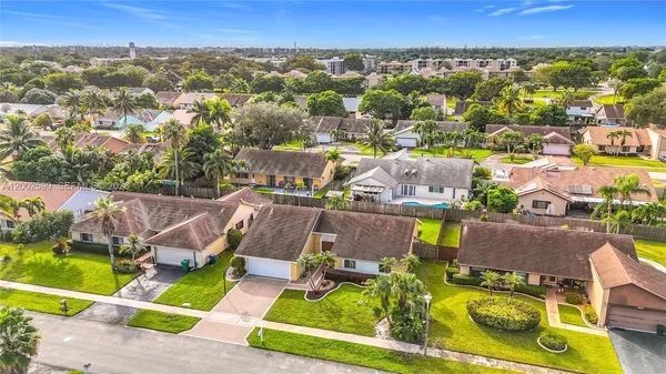 $4,200 | 8060 Northwest 51st Court, Unit 8060, Lauderhill, FL 33351