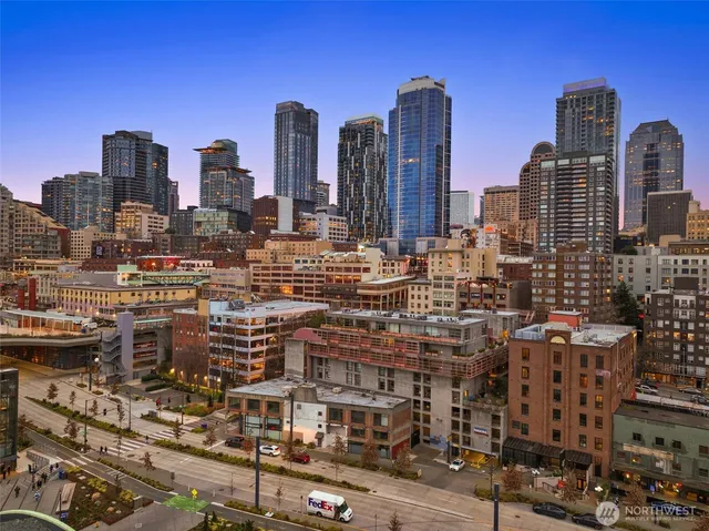 $749,000 | 1425 Western Avenue, Unit L310, Seattle, WA 98101