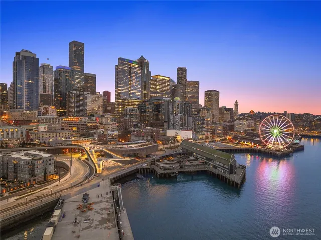 $749,000 | 1425 Western Avenue, Unit L310, Seattle, WA 98101