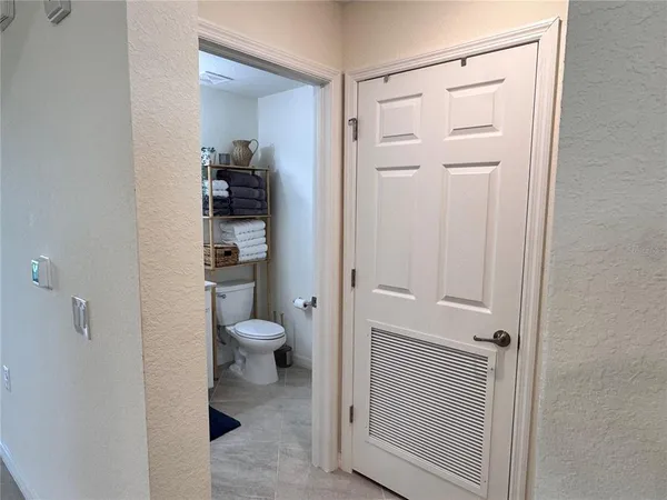 a bathroom with a toilet