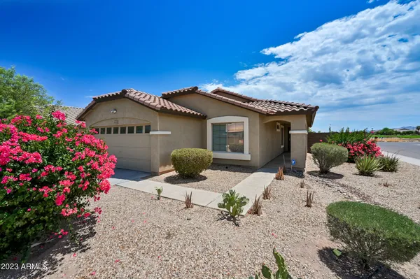 $1,900 | 6723 South 31st Drive, Phoenix, AZ 85041