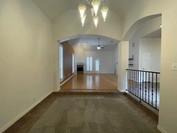 $2,700 | 408 Hideaway Court, Euless, TX 76039