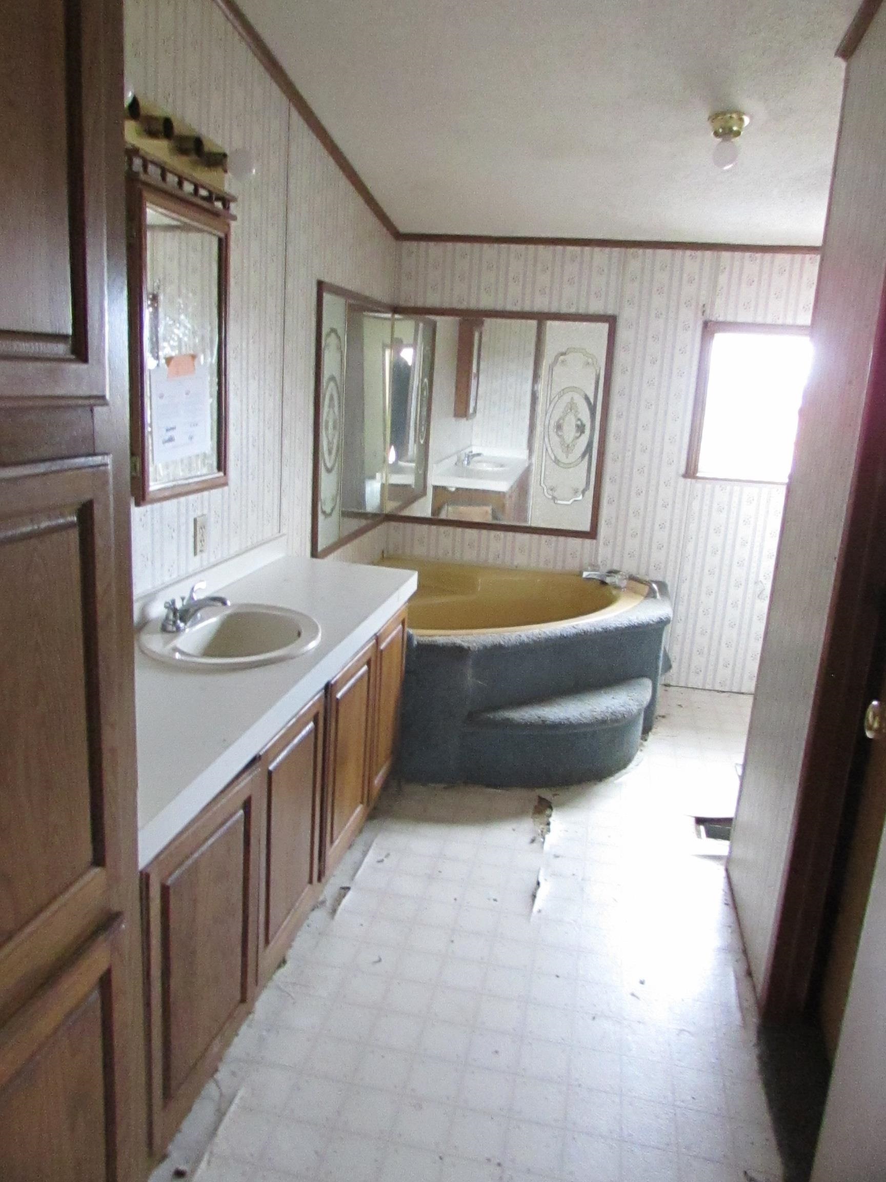 6077 Hibbard Road Corunna, MI 48817 - Photo 26 of 35