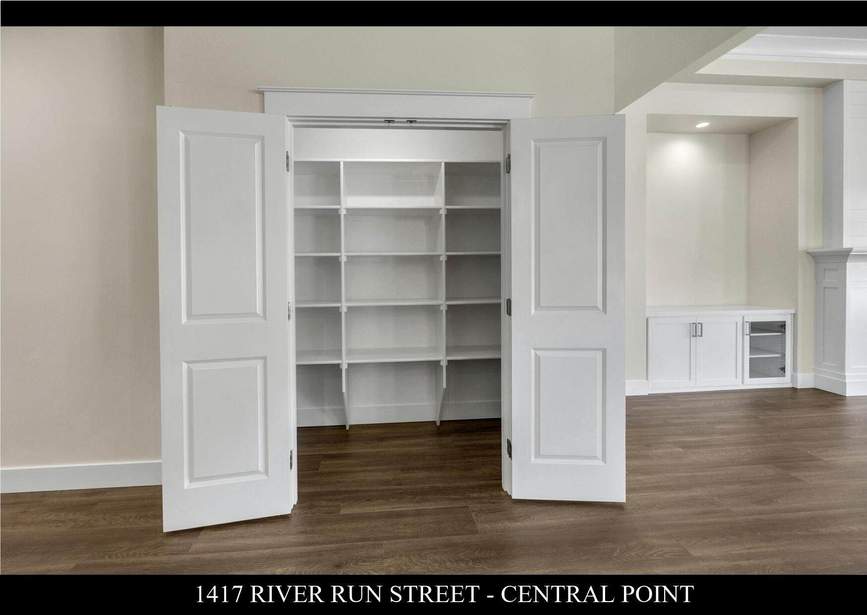 1417 River Run Street Central Point, OR 97502 - Photo 18 of 73 23